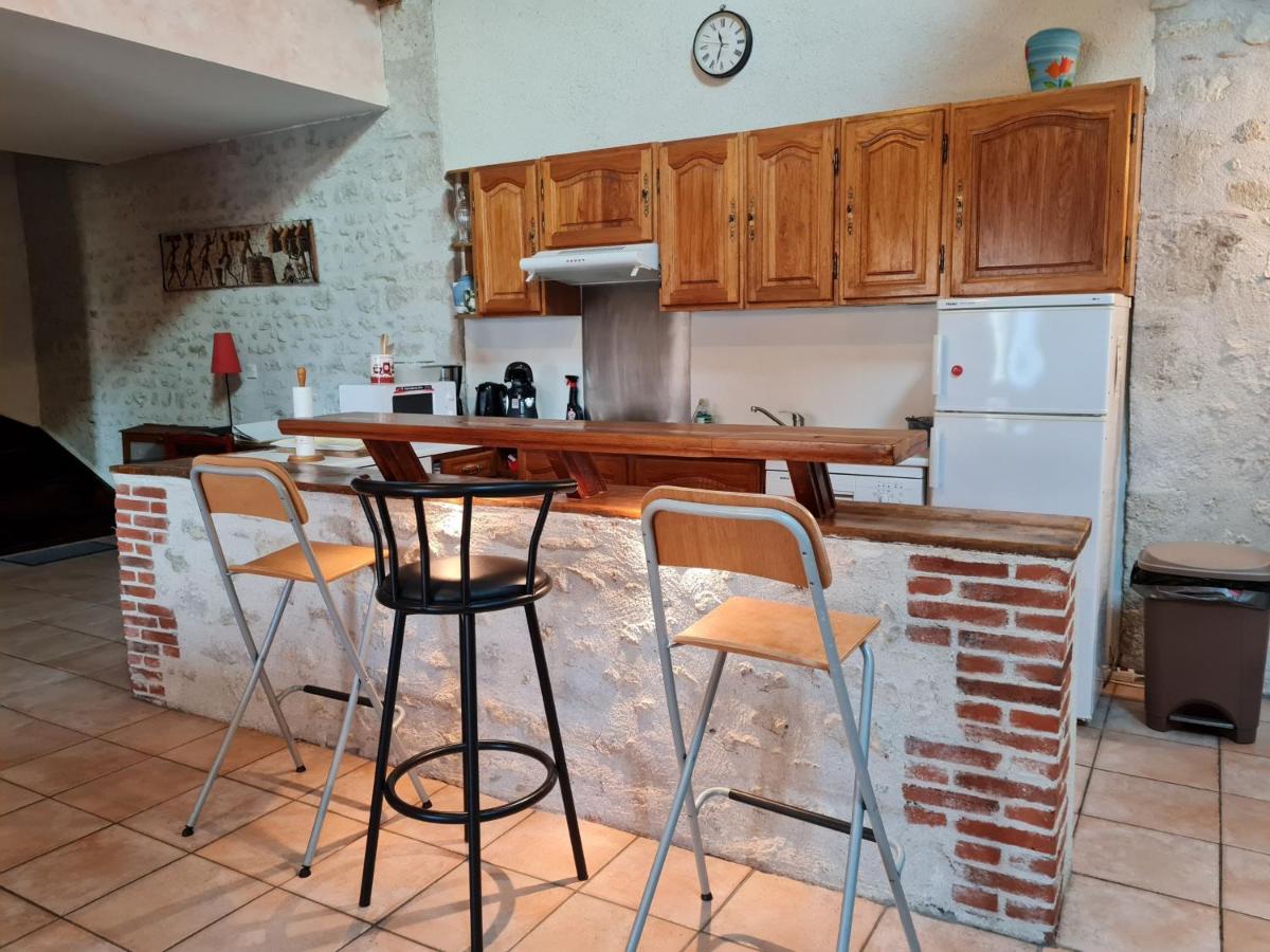 Gîte Donnery, 4 pièces, 6 personnes - FR-1-590-23 - Housity