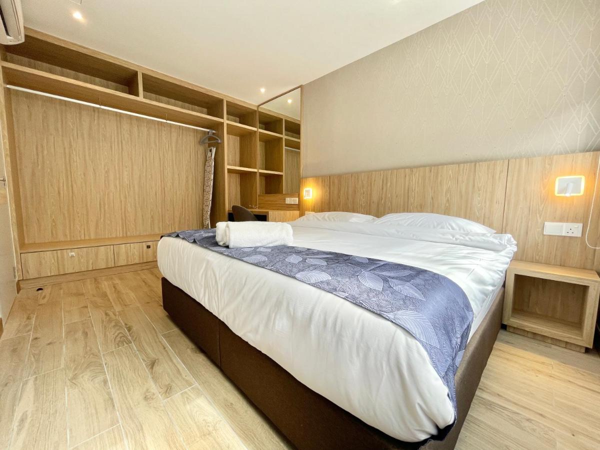 Suitetrails - LV Modern Suite Langkawi by Zervin