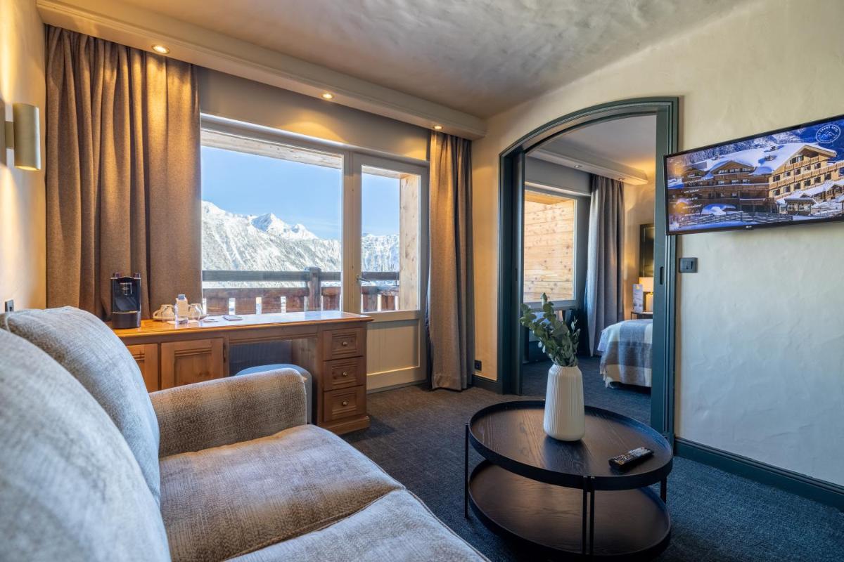 Vue générale sur la montagne ou vue sur la montagne depuis l'hôtel