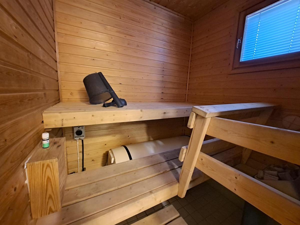 Lomasärkkä1 - Housity