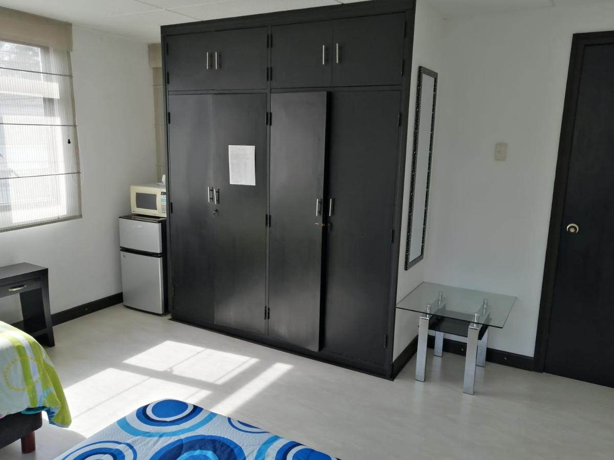 Suitetrails - Santa Monica Apartasuites