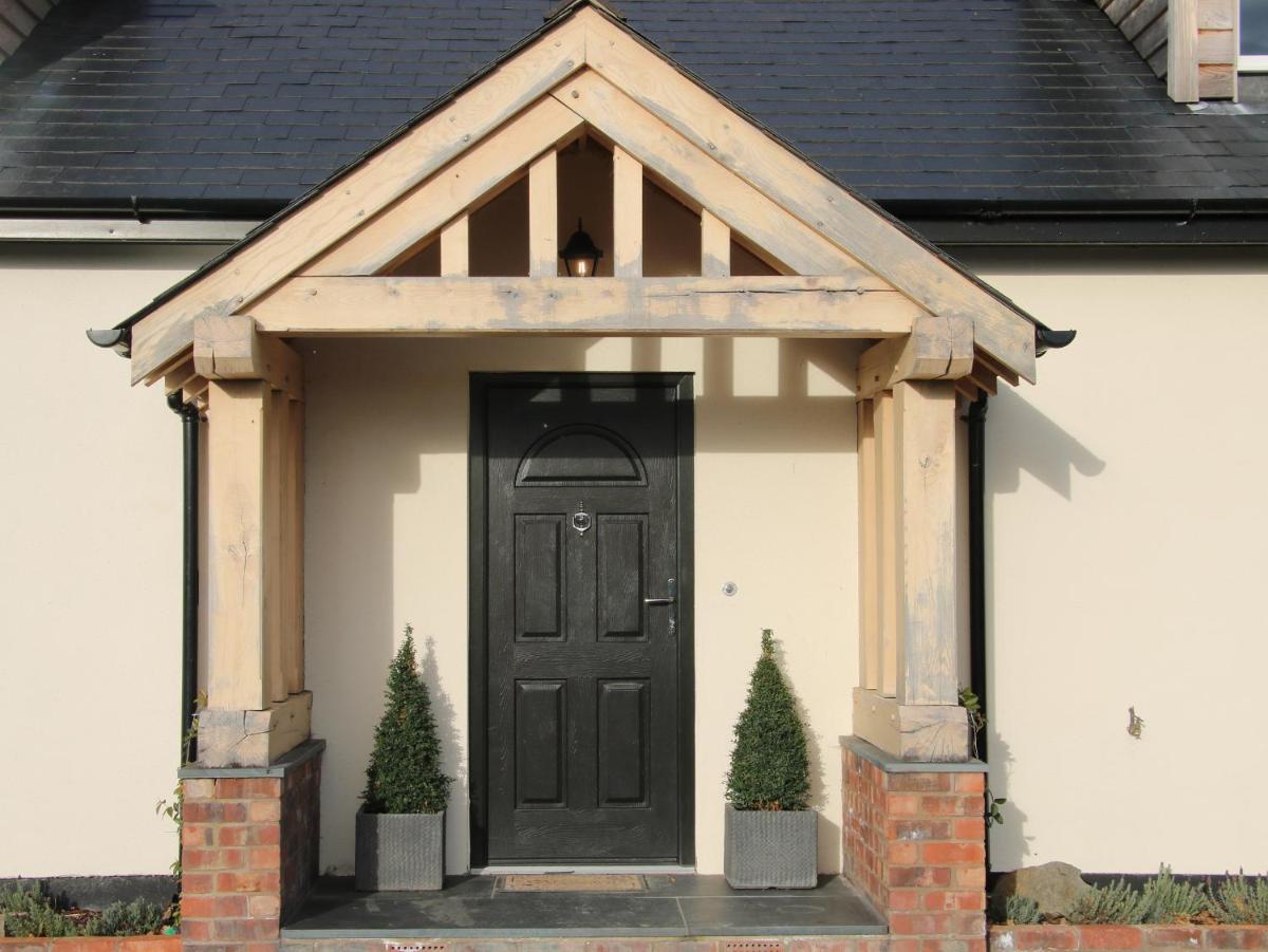 Prestbury House - Housity