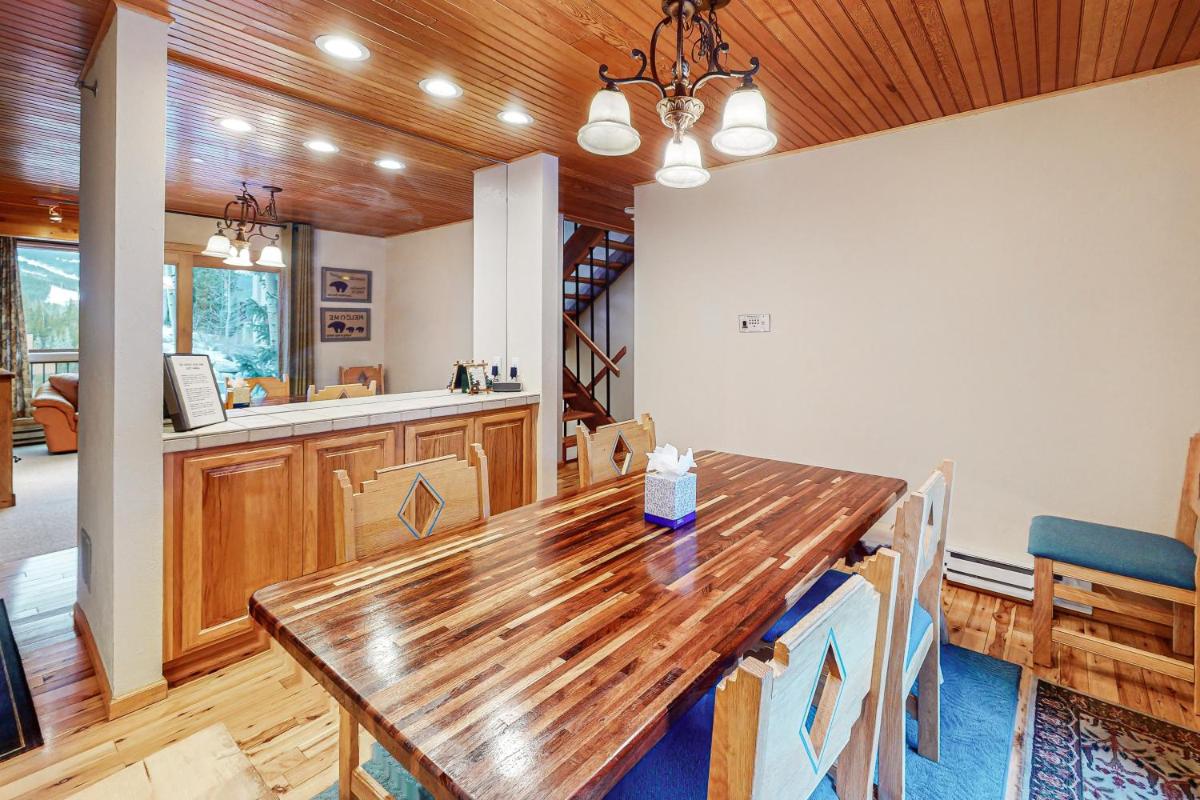 Apres Chalet - Housity