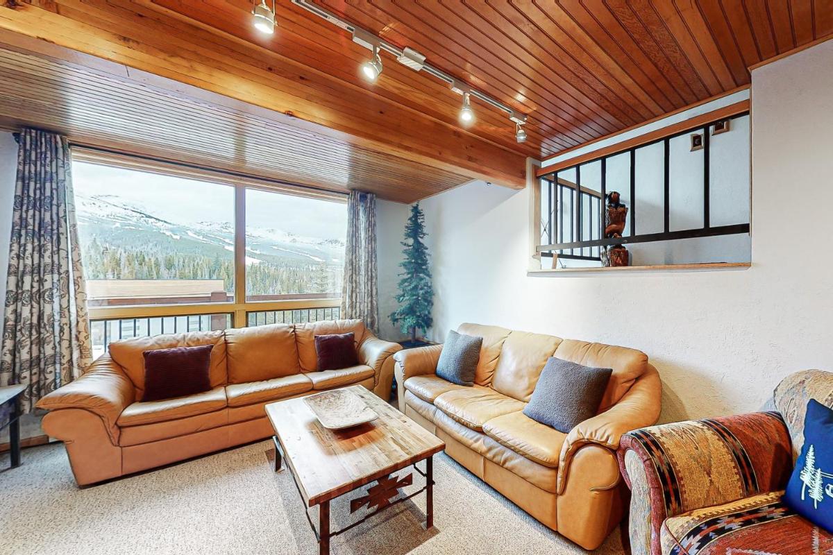 Apres Chalet - Housity