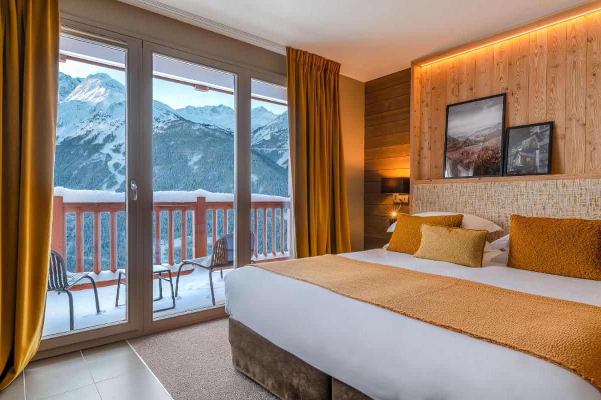 Vue générale sur la montagne ou vue sur la montagne depuis l'hôtel