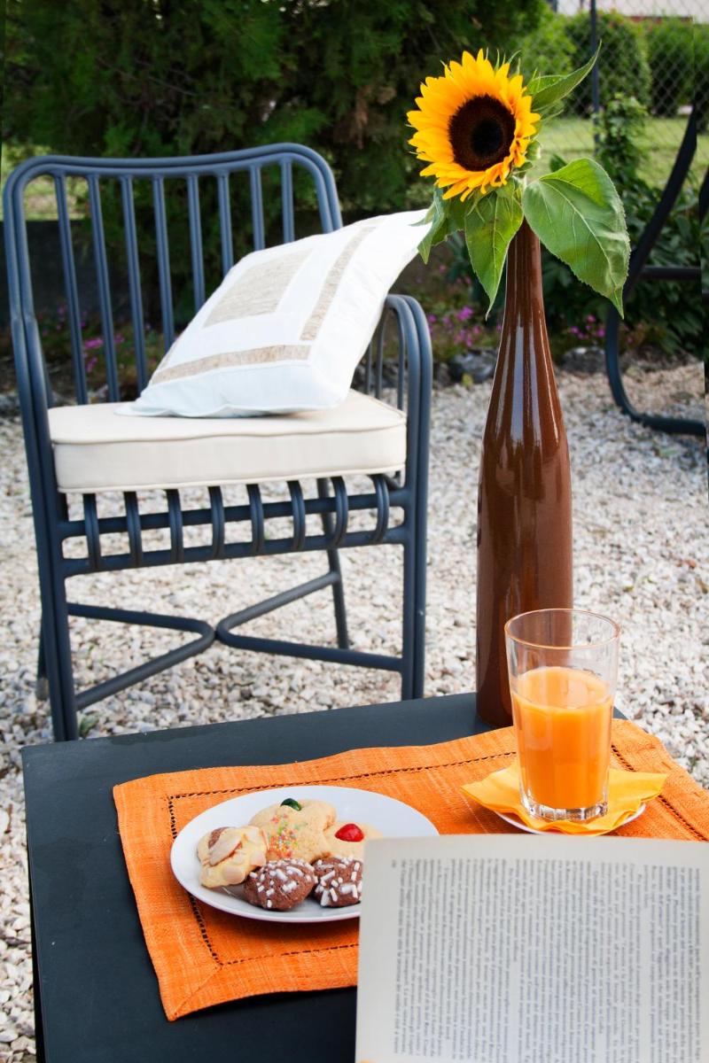 Alla Corte Del Picchio Room & Breakfast - Housity