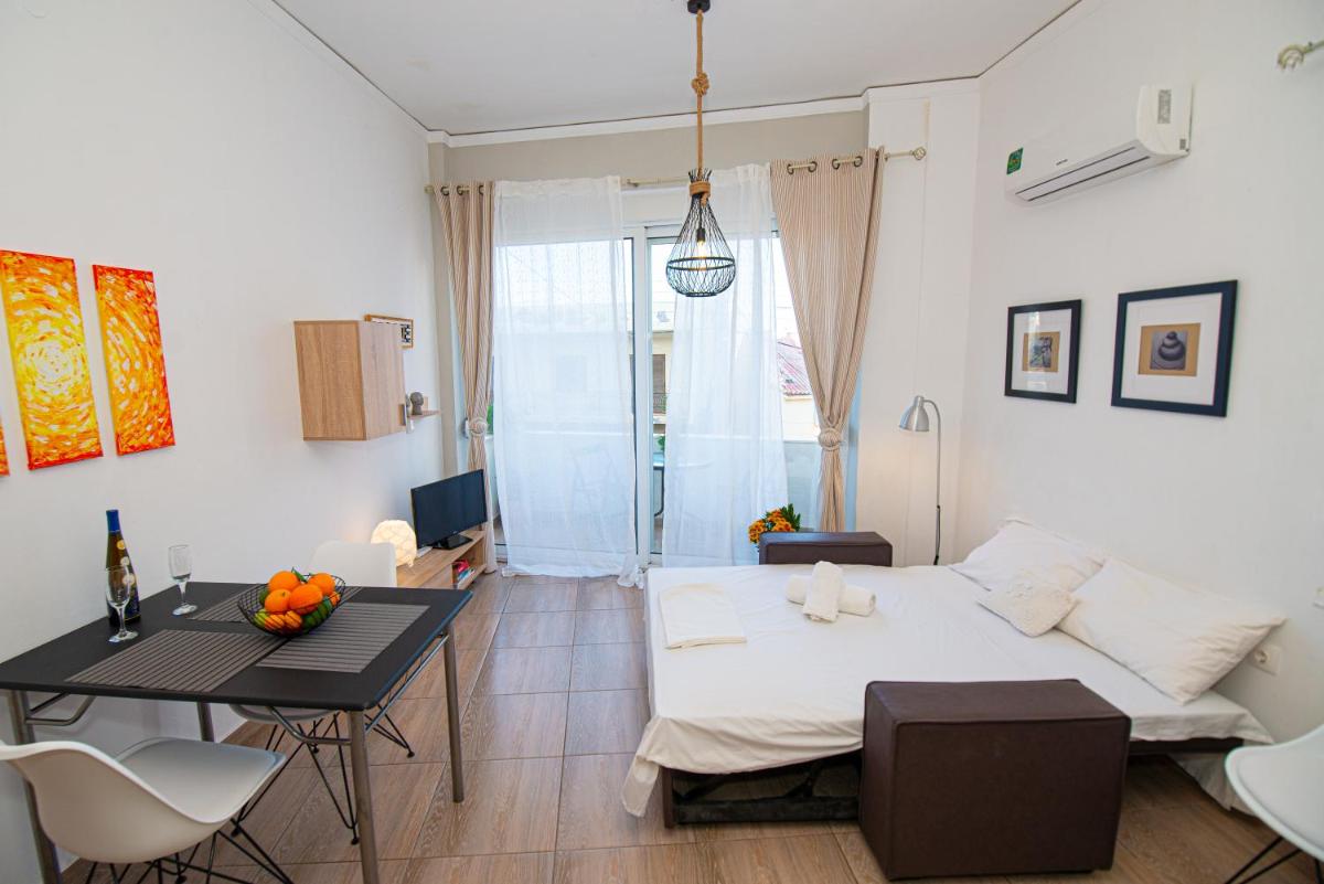 Ariadni Sea View Apartment - Housity