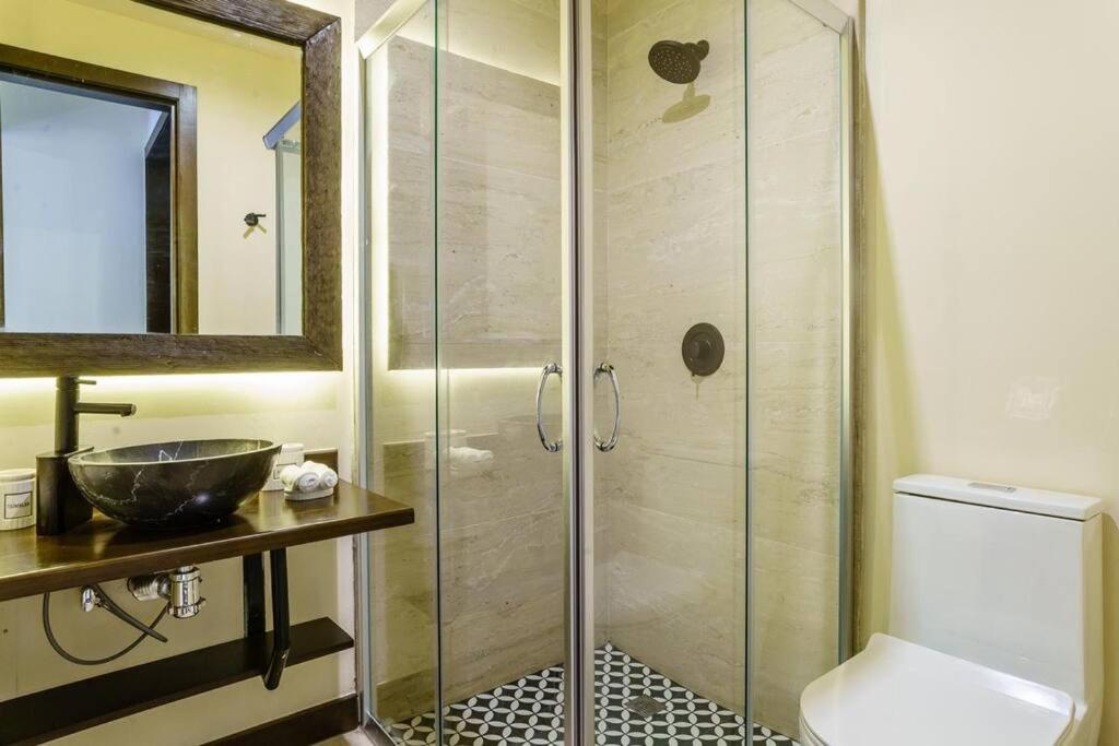 Asana, Casa 2 - Housity