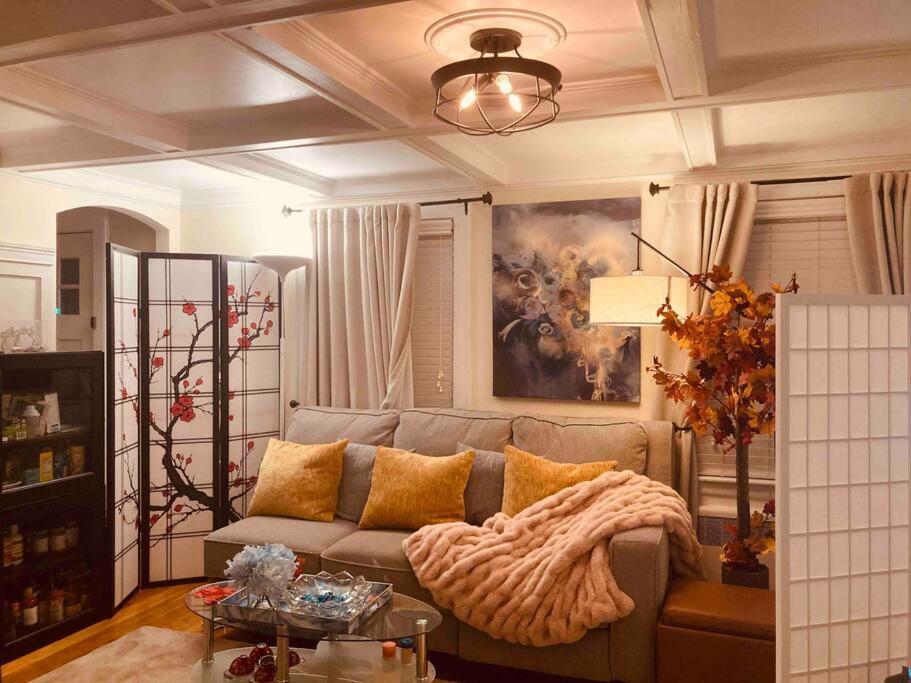 Unused - Full House For A Family - Housity