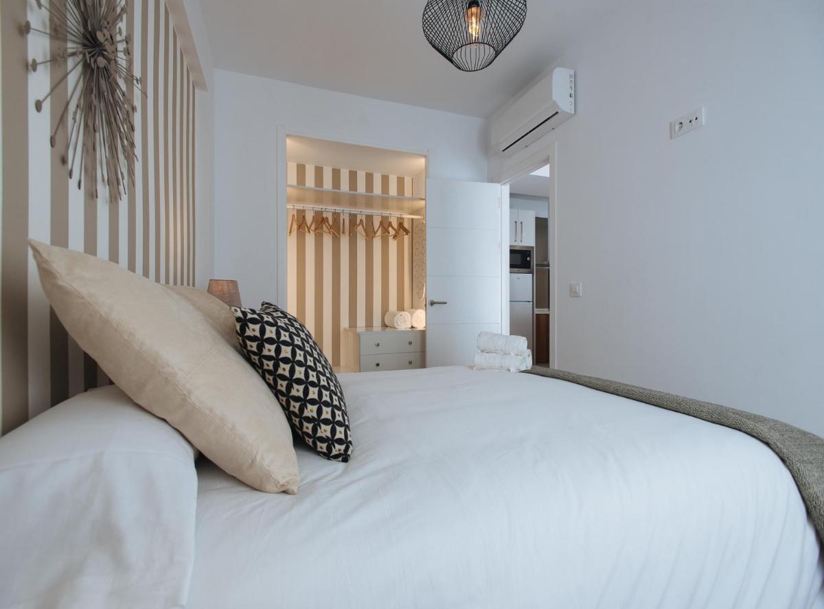 Azahares Suite Apartment - Housity