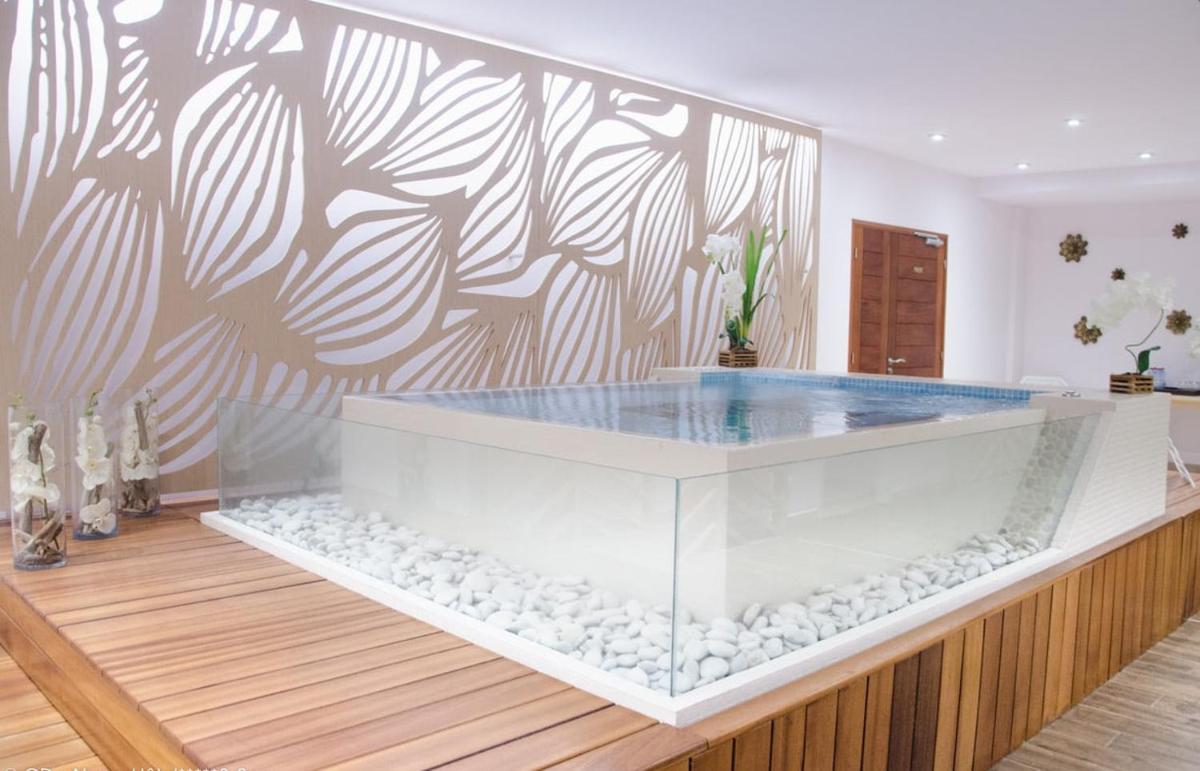 Akoya Hotel & Spa - Housity