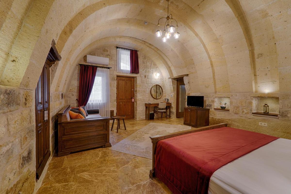Solem Cave Suites - Housity