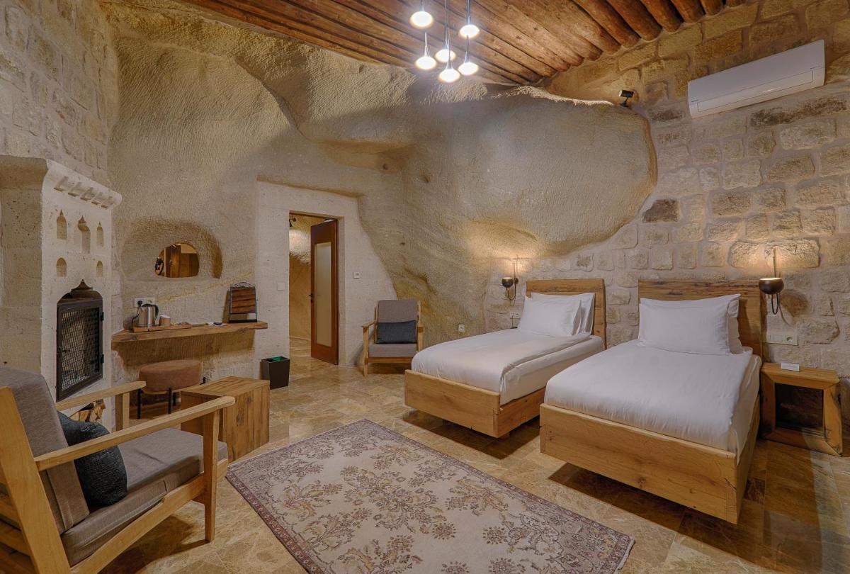 Solem Cave Suites - Housity