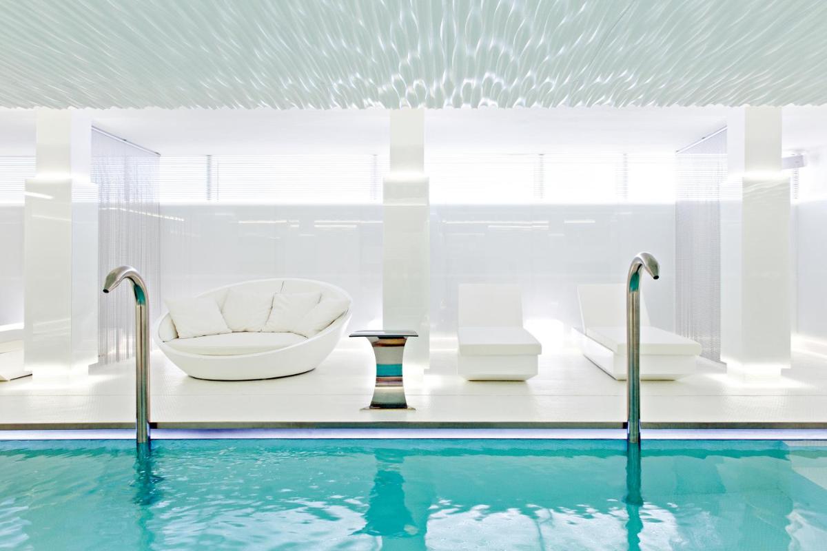Piscina en o cerca de Hotel Illa d'Or & Club Apts 4* Sup
