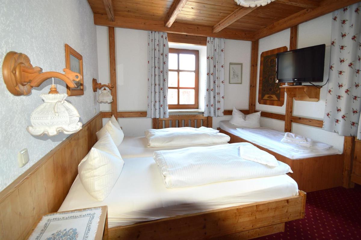 Gasthof Hotel zur Post - Housity