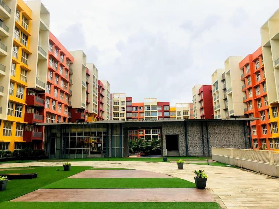 lovely 2-bedroom sea view serviced apartment dabolim goa - Housity