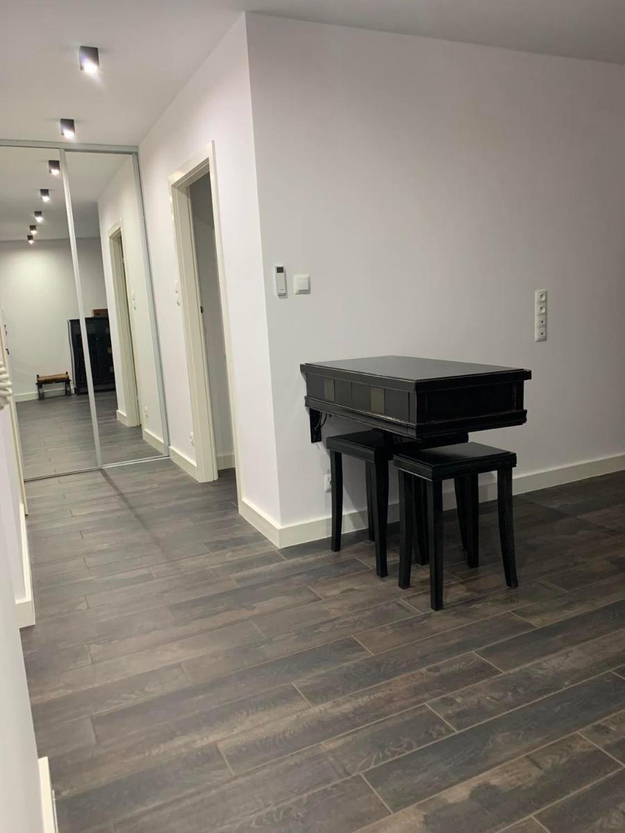 Apartament Jędrzejów - Housity