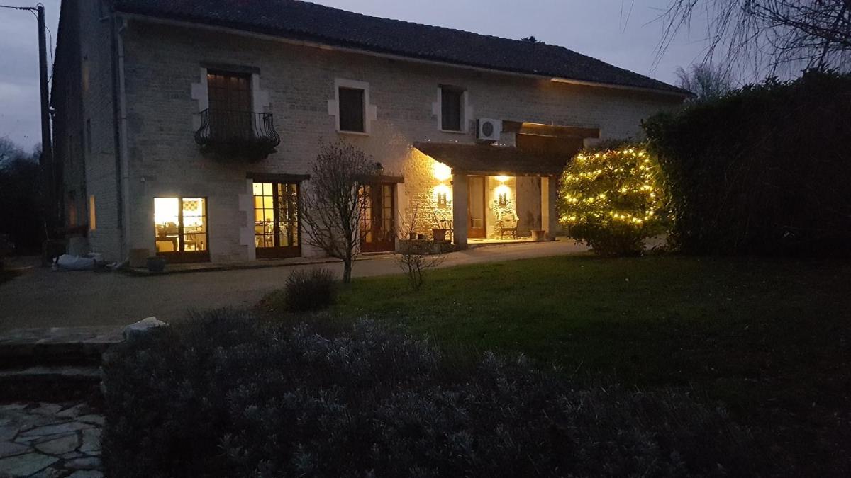 Chez Valade - Housity
