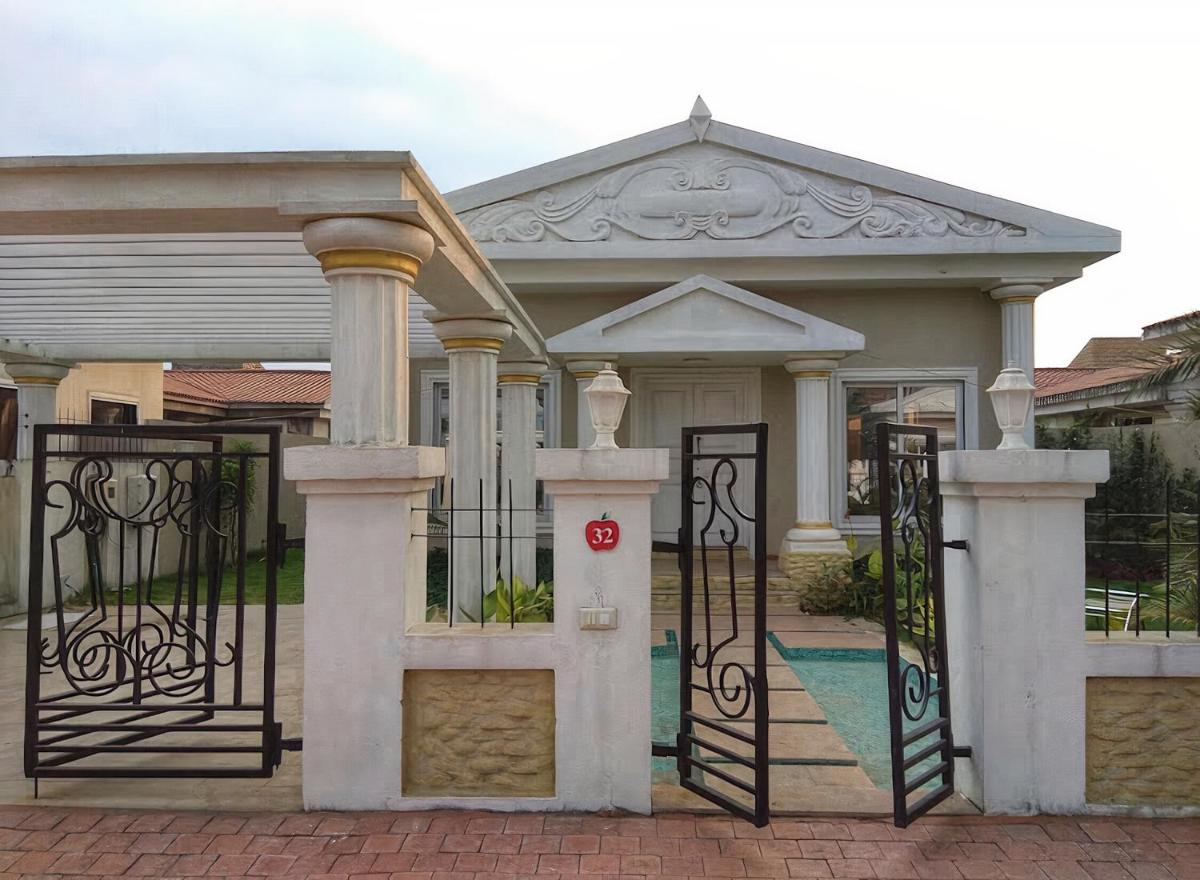 THE LAKSHYA - 3 BHK VILLA WITH SWIMMING POOL - Housity