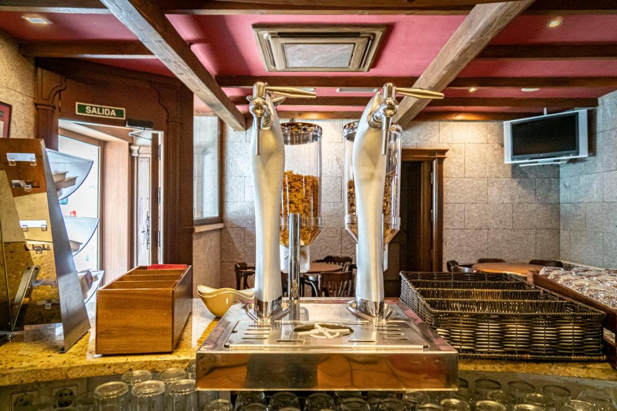 Hostal Gran Duque - Housity