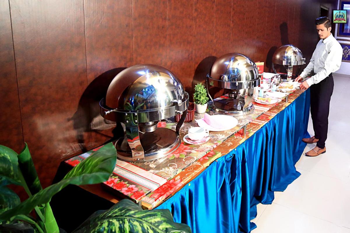 Hotel Tulip INN Faisal Town - Housity