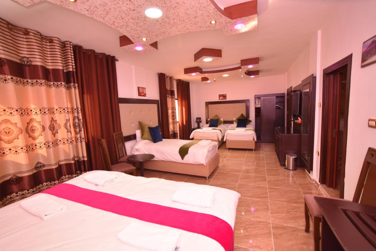 Petra Guests Hotel - Housity