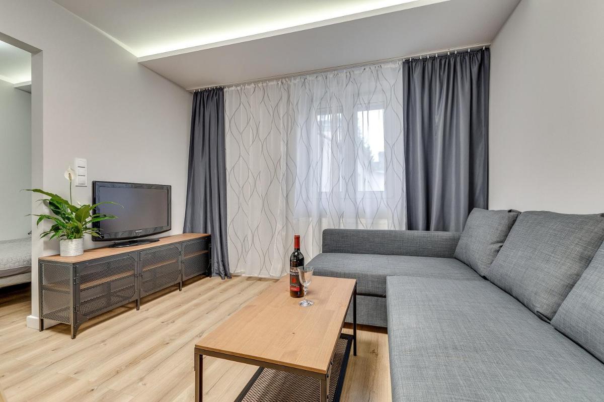 Central Platinum Apartments 16 - Housity