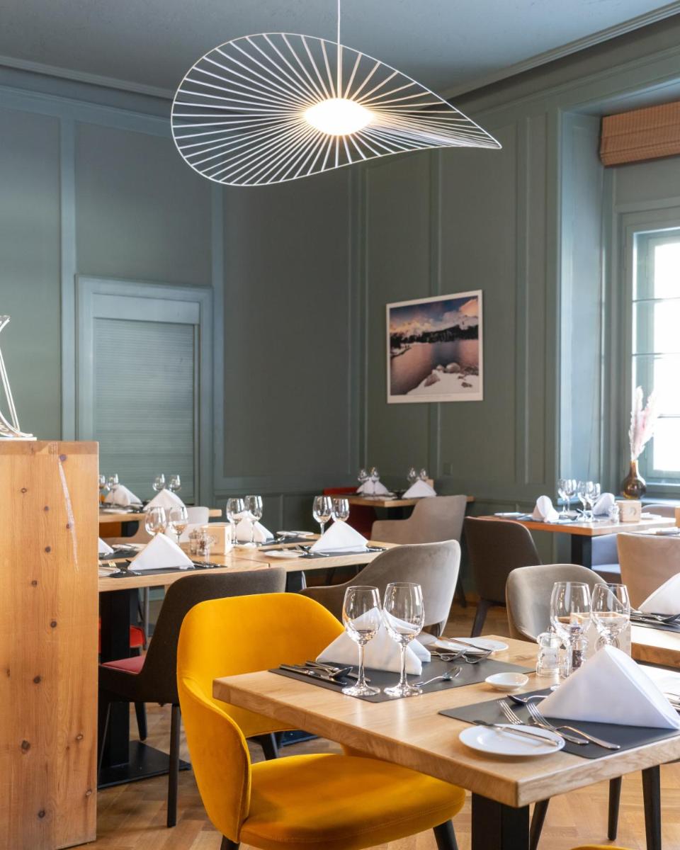 Hotel Rosatsch - Housity