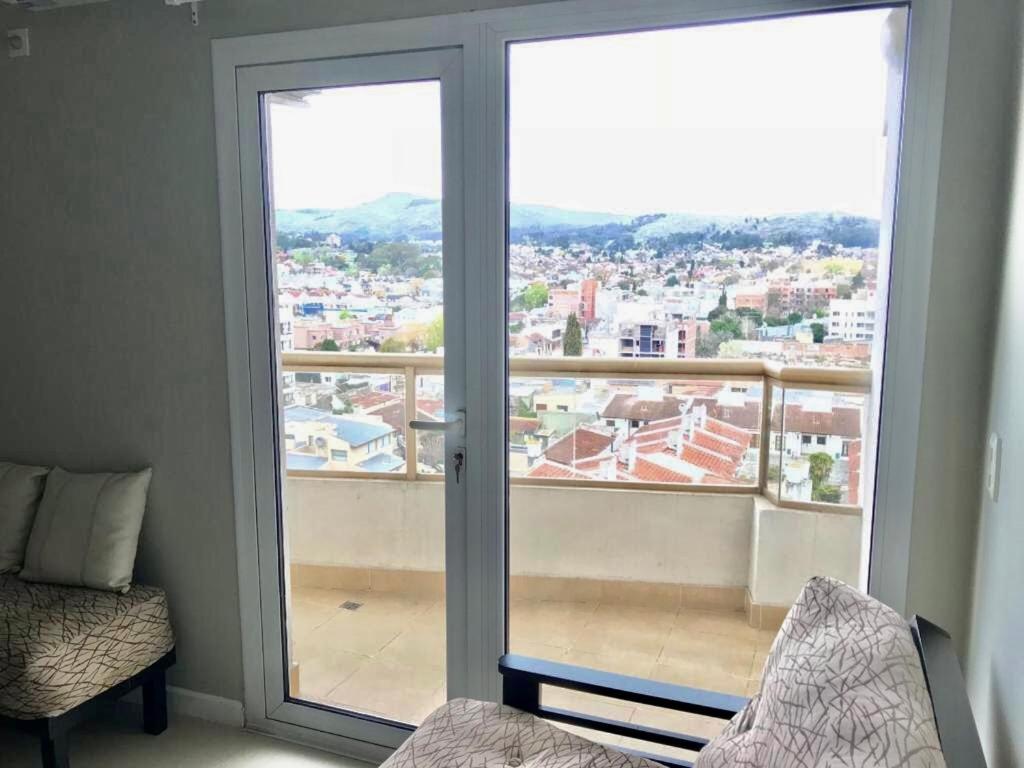 Hermoso Depto en Tandil con vista a las sierras con wifi - Housity