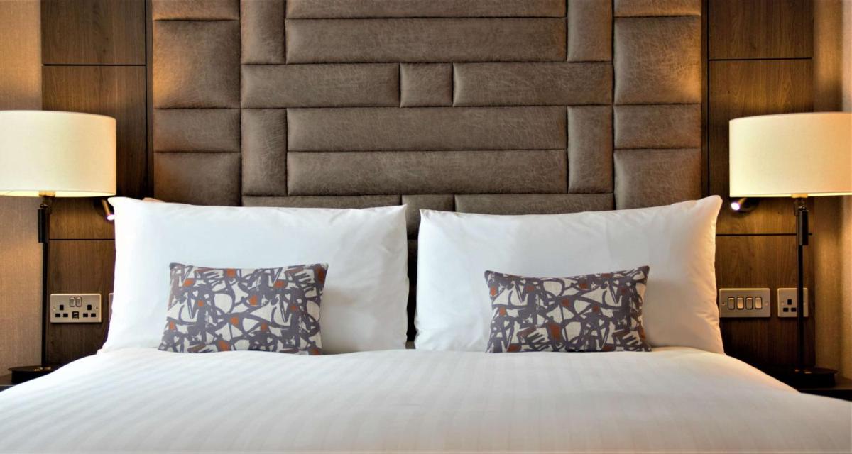 River Ness Hotel, a member of Radisson Individuals - Housity