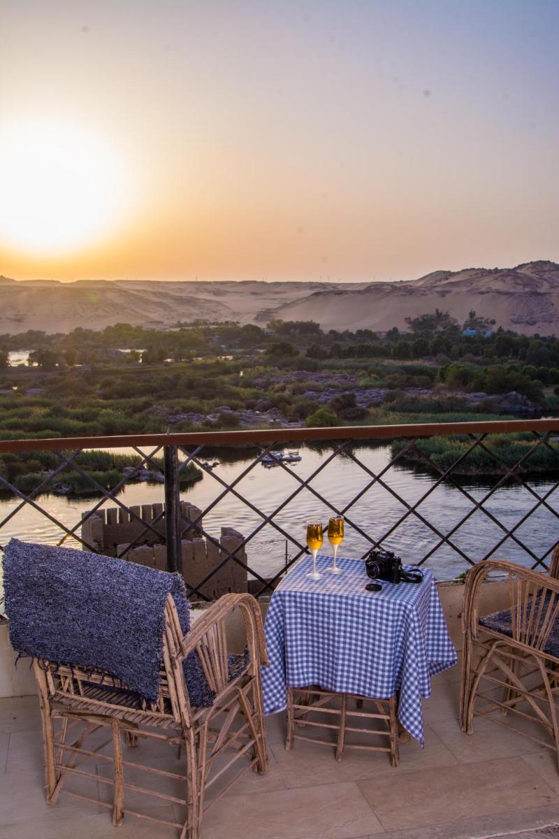 ASWAN NILE PALACE (swimming pool-rooftop-Nile view) - Housity