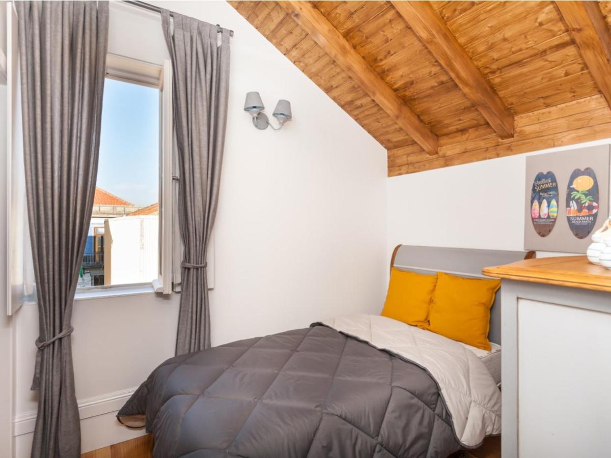 Castle Beach House - Housity
