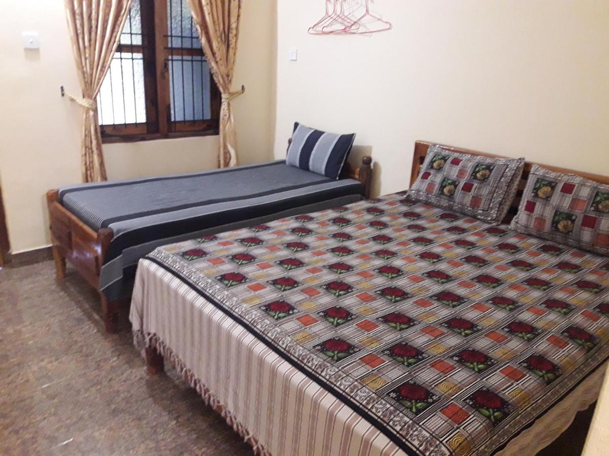 Naaval Beach Villa & Rooms - Housity