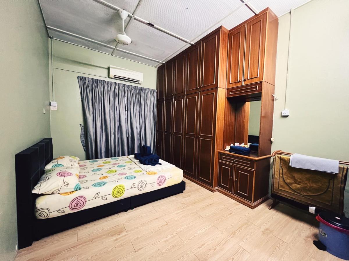 Arni Homestay - Geliga - Housity