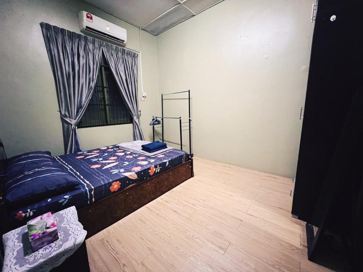 Arni Homestay - Geliga - Housity