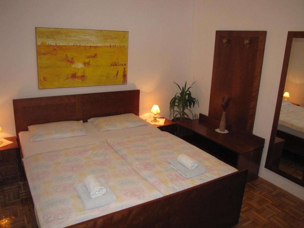 Guesthouse Zorko Gostilna Domen - Housity