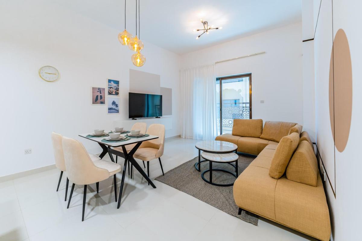 Suitetrails - FAM Living - Al Safa Residences - SZR