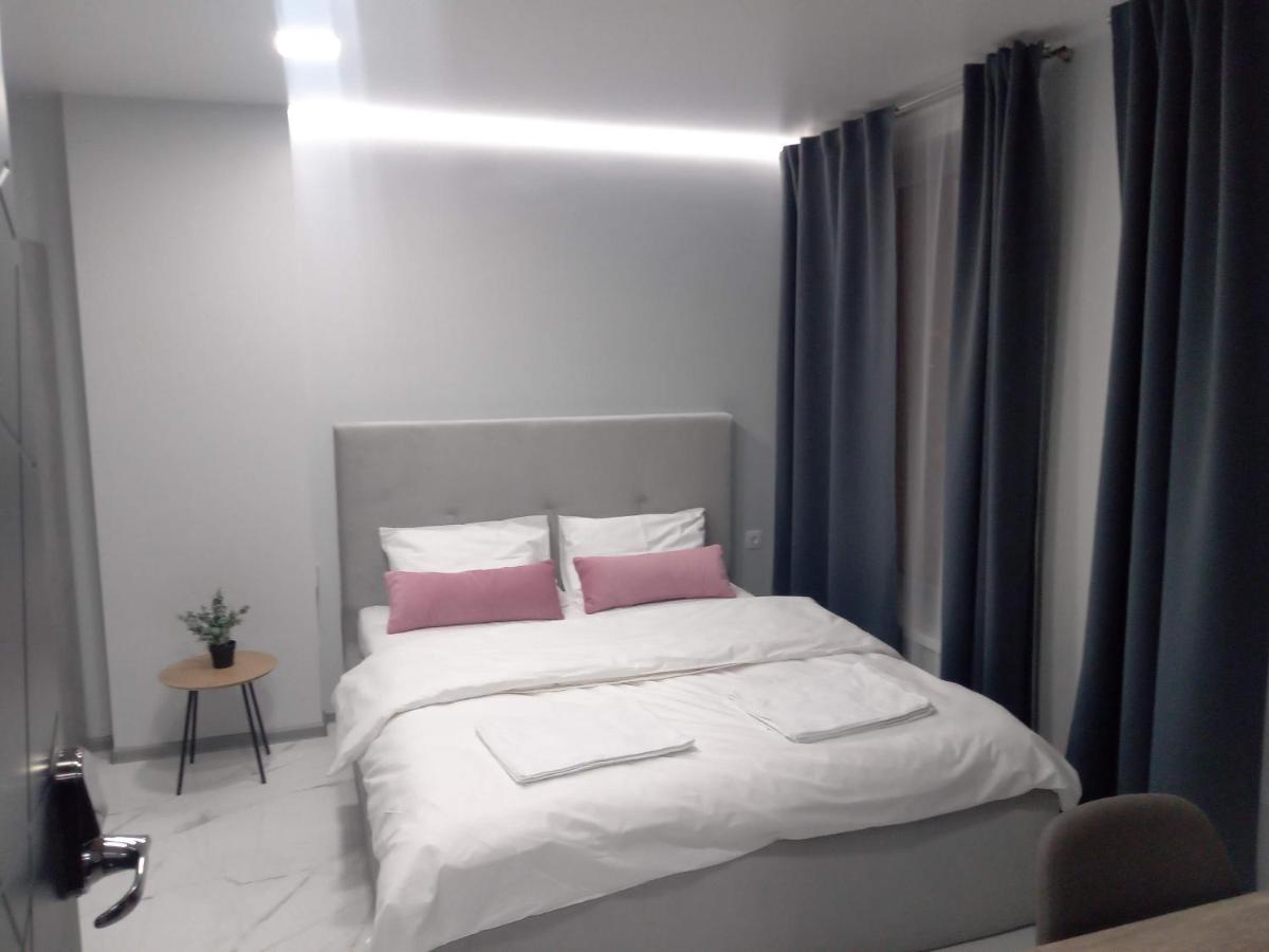 Pure Apartments VIP 4 - Housity