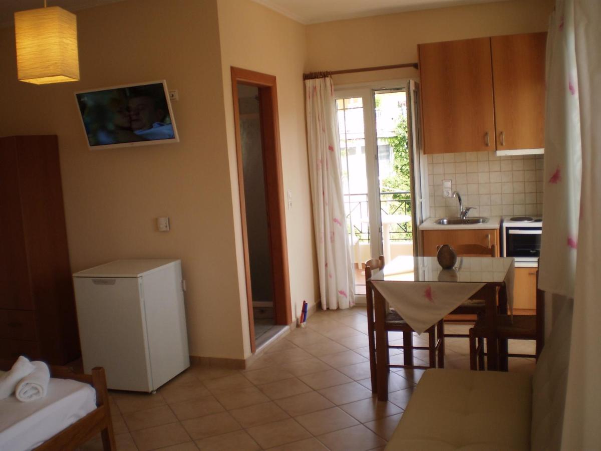Katsenos studios - Housity