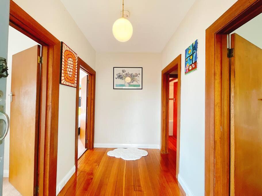 Spectacular Hobart River View Home - Housity