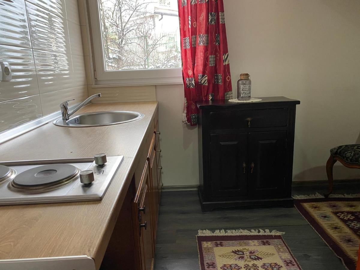 Chardak Apartment Sarajevo - Housity