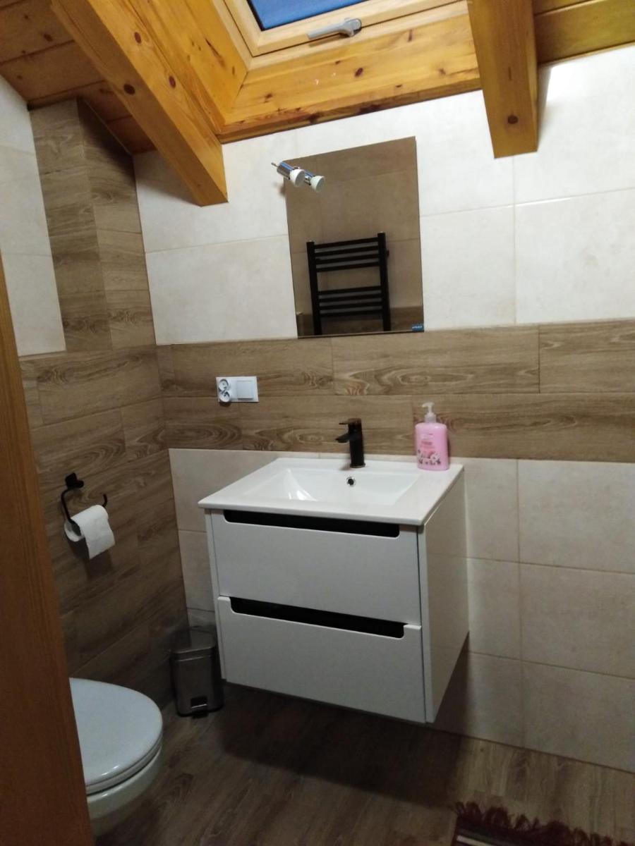 Domek w Górach Bis - Housity