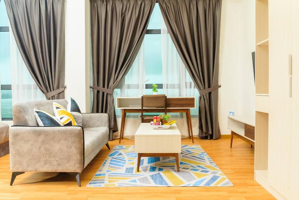 Kuantan Imperium Residence Seaview Studio With Netflix - Housity