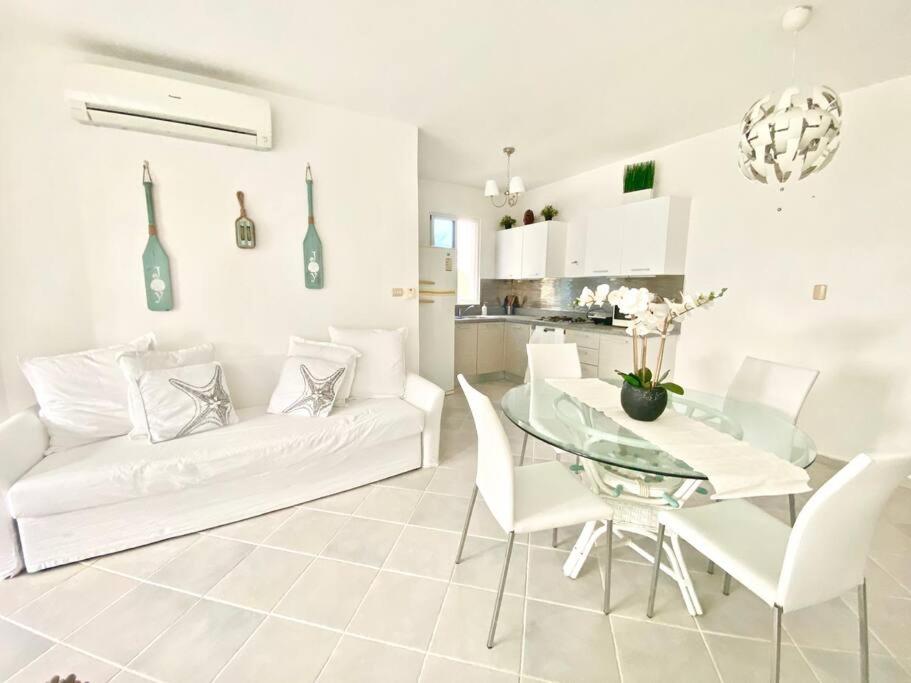 Beautiful Apt Dominicus Bayahibe, Walk To Beach! - Housity