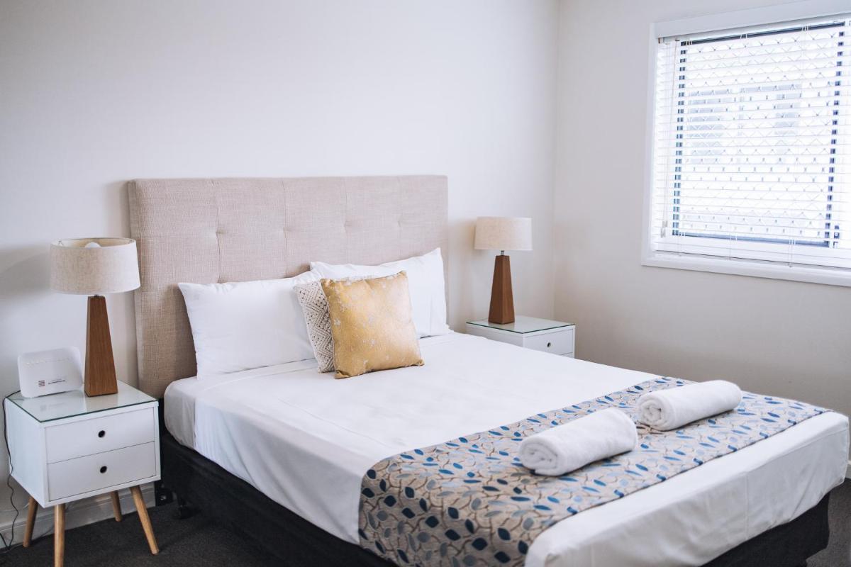 Surfers Horizons - Housity