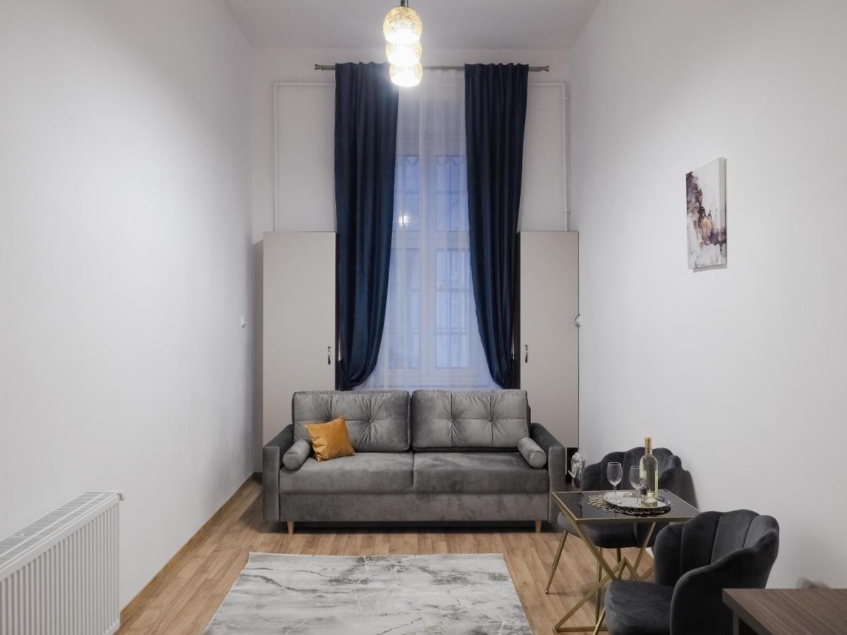 ELISABETH HOME Piata Mare - Housity