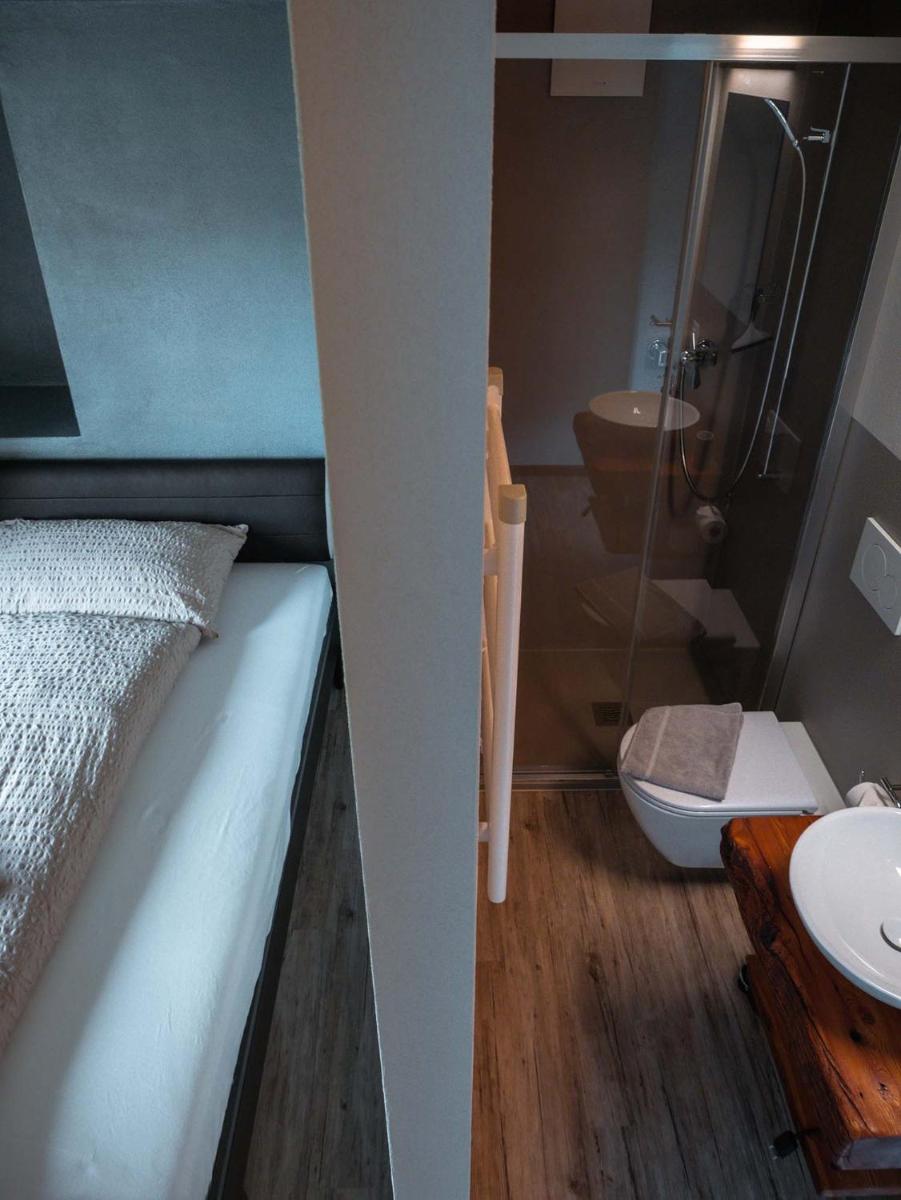 Stalder Meat & Bed - Housity