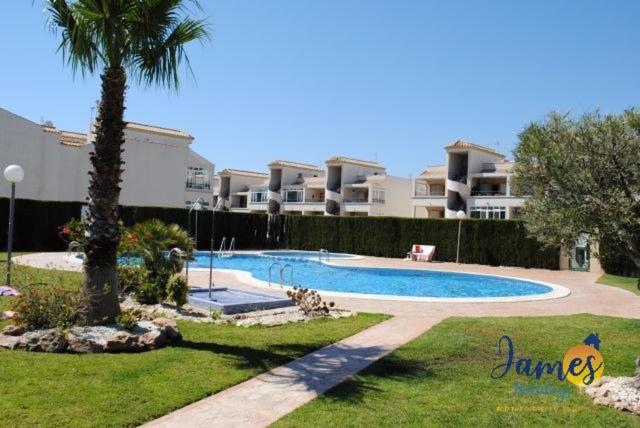 Suitetrails - La Ciñuelica, R1 1st Floor Apartment with Comm Pool L106