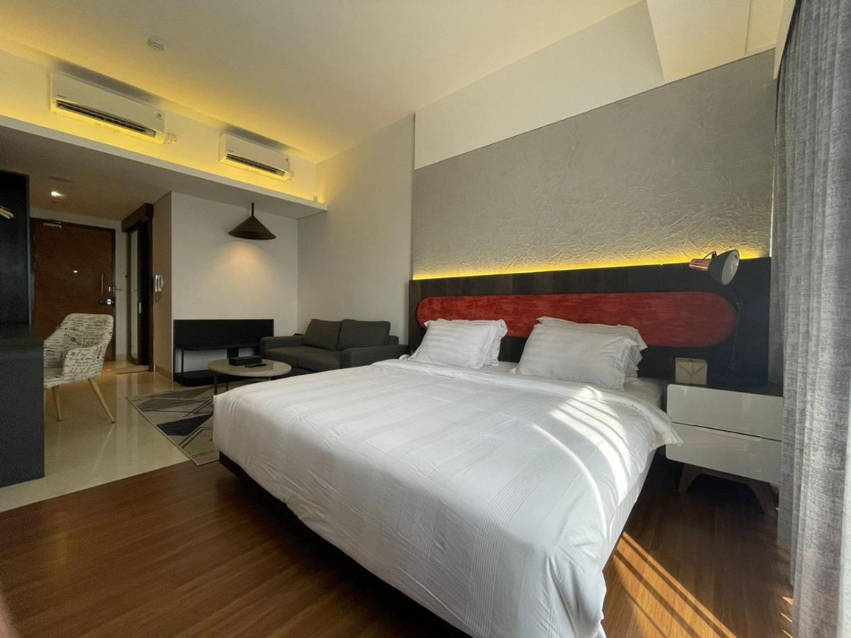 Ruby Apartment #4 - Housity