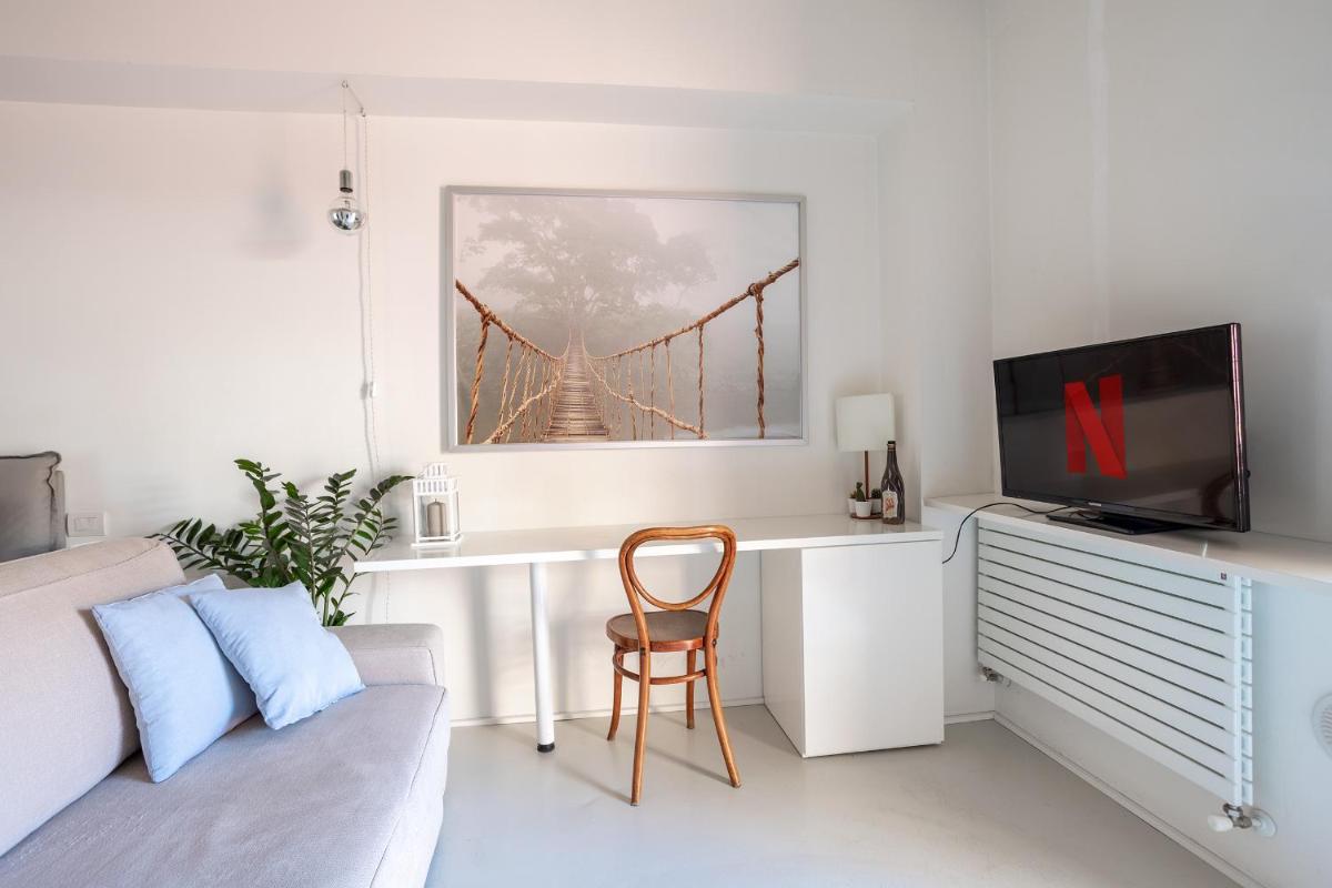 [DESIGN LOFT] Walking distance Brera-Duomo with Wifi+Netflix - Housity